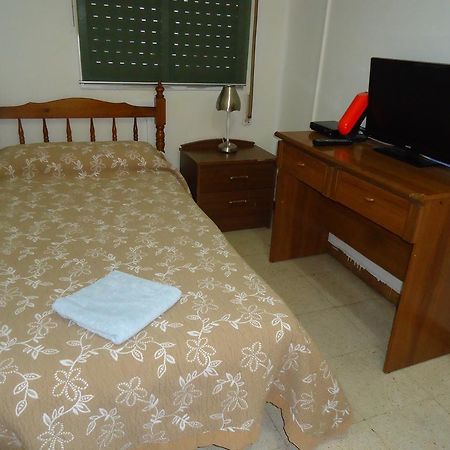 Hotel Pension Mode Lleida Ngoại thất bức ảnh