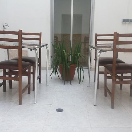 Hotel Pension Mode Lleida Ngoại thất bức ảnh