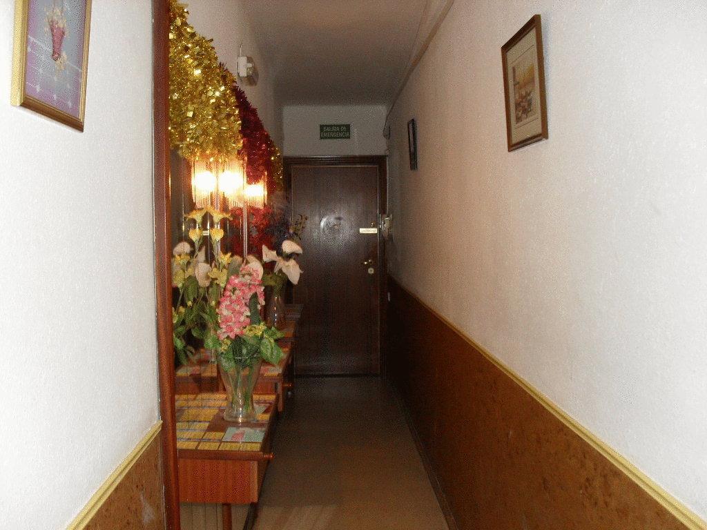 Hotel Pension Mode Lleida Ngoại thất bức ảnh
